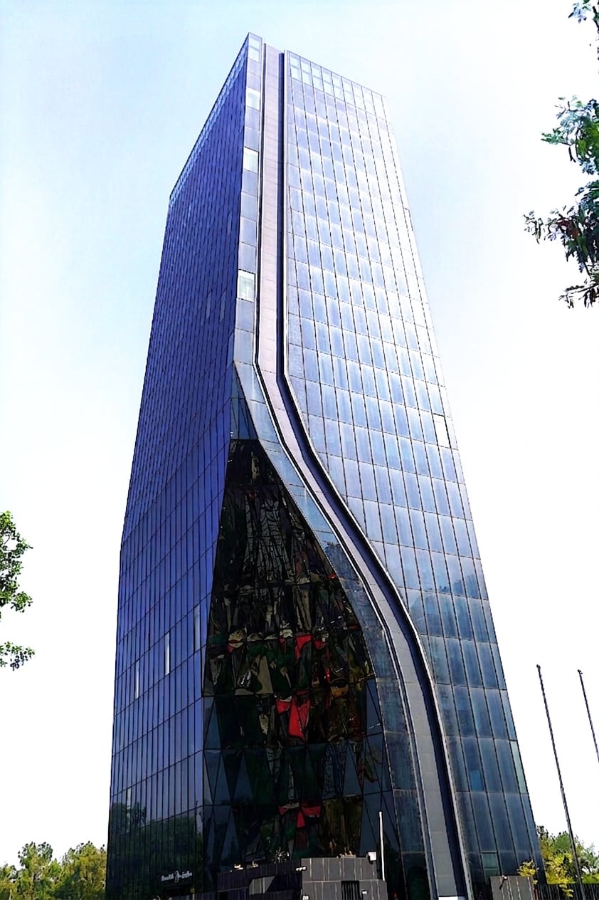 Meezan Tower Islamabad